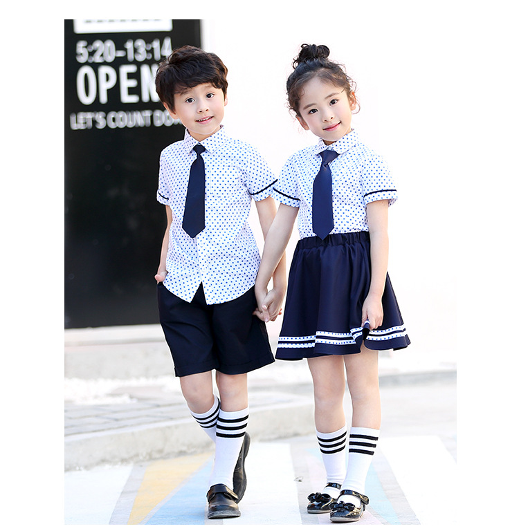 艾咪天使時尚斑點套裝幼兒園園服高端定制